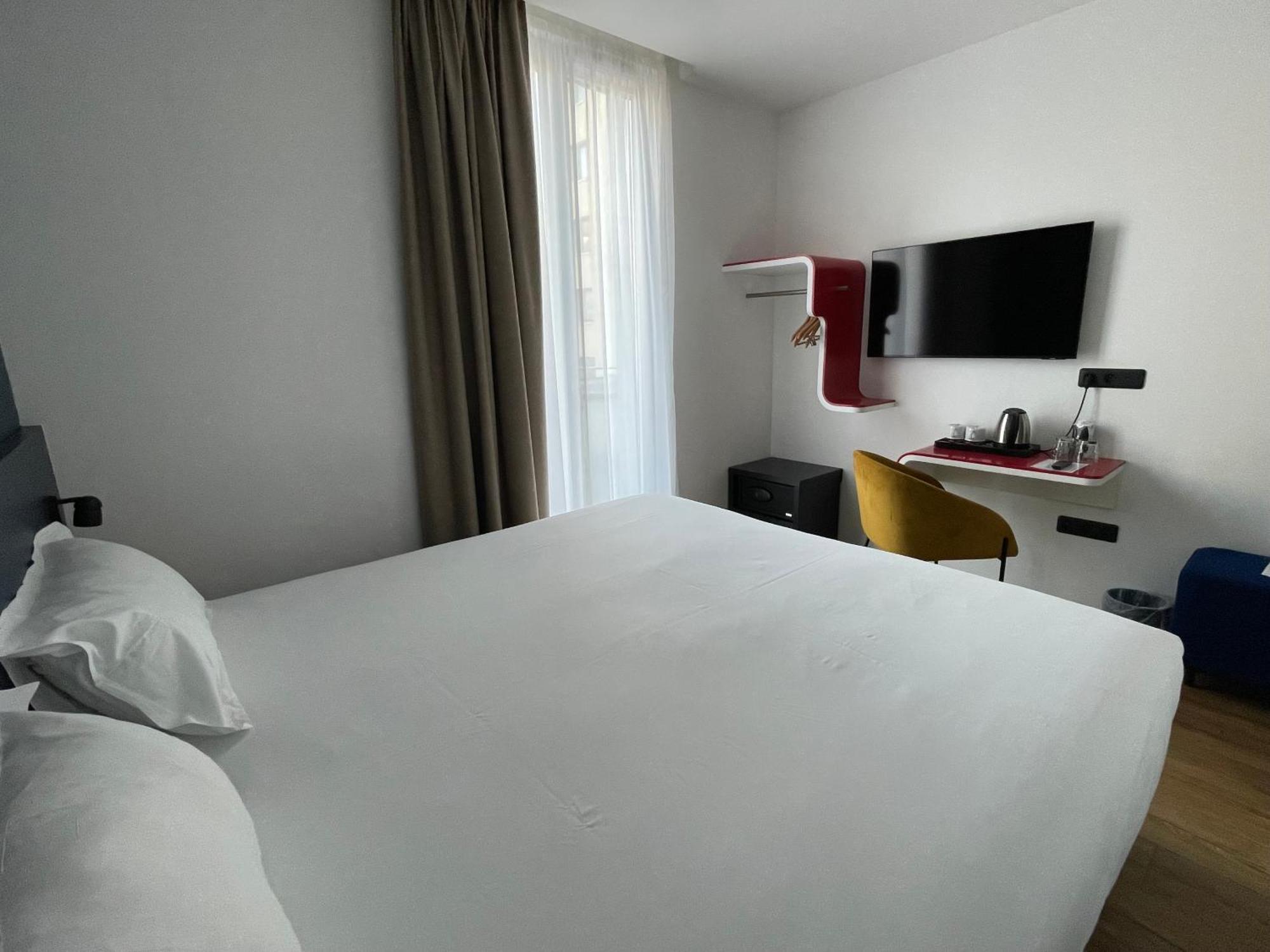 Clapclap Hotel, Food & Bar Estrasburgo Exterior foto